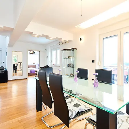 Apartment Stella Adria