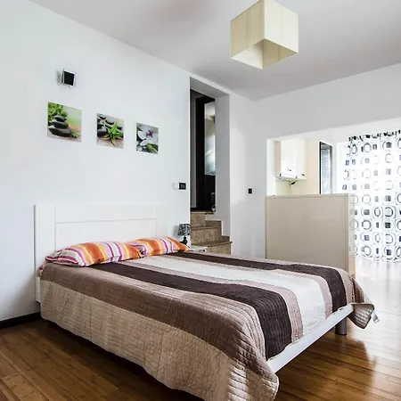 Stella Adria Apartment