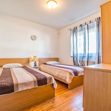 Ribarska Koliba - Stella Adria Appartamento Pola