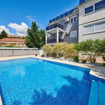 Ribarska Koliba - Stella Adria * Pula